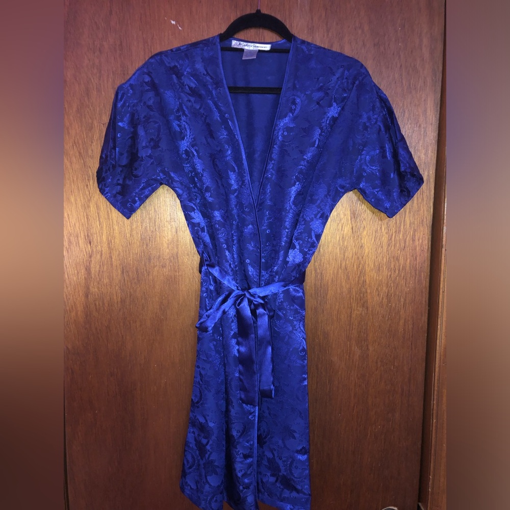 Night Essence Royal Blue/Purple Robe Size Medium